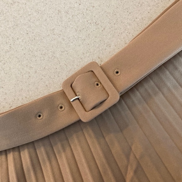 Zara Tan Pleated A-Line Skirt Women Size XXL - Picture 10 of 10